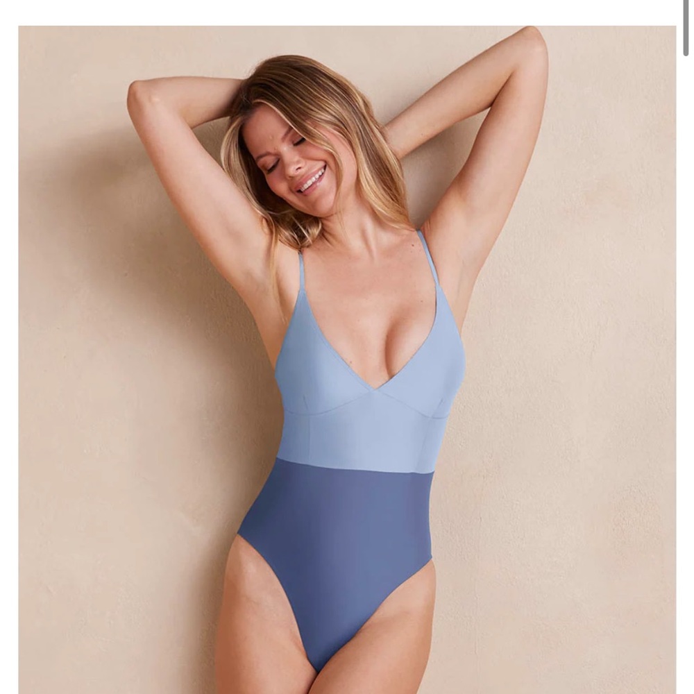 NWT Summersalt the Long Torso Wave one-piece swimsuit